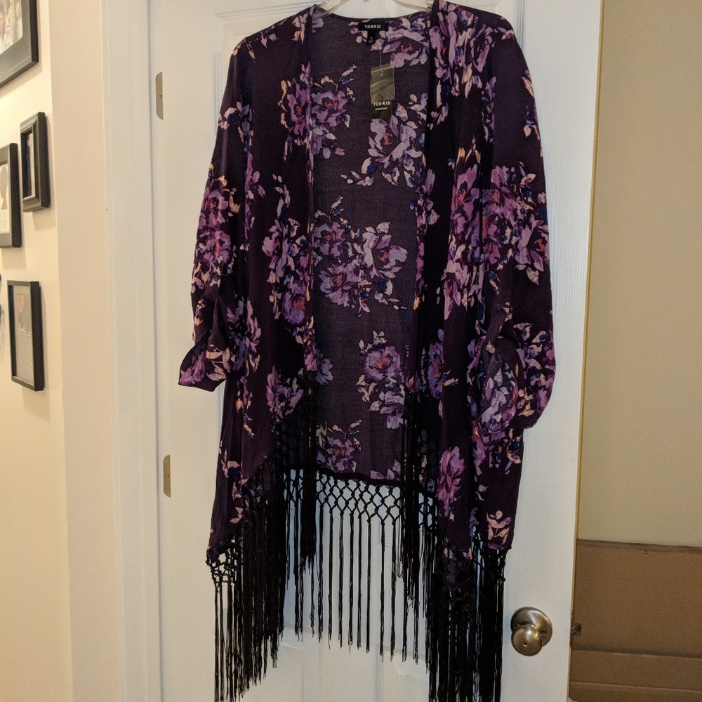 New Plus Size Torrid Fringe Duster Kimono size 3